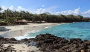 Pantai Bias Tugel Ciptakan Liburan Serasa di Pulau Sendiri
