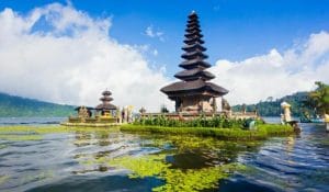 Itinerary 3 Hari Keliling Bali dengan Mobil Sewa: Dari Seminyak hingga Bedugul