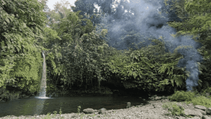 Jacuzzi Waterfall Free: Surga Tersembunyi di Bali Utara yang Gratis Total