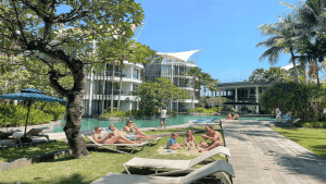 Le Méridien Bali Jimbaran: Resor Elegan dengan Pesona Lagoon dan Pantai Eksklusif