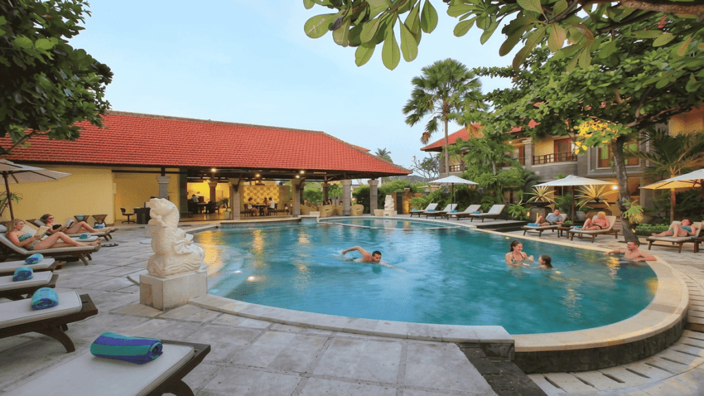 Adhi Jaya Hotel Kuta: Penginapan Nyaman Dekat Pantai dan Waterbom Bali