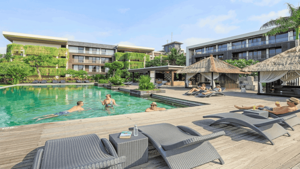 Le Grande Bali: Resort Elegan di Uluwatu untuk Liburan Keluarga yang Tak Terlupakan