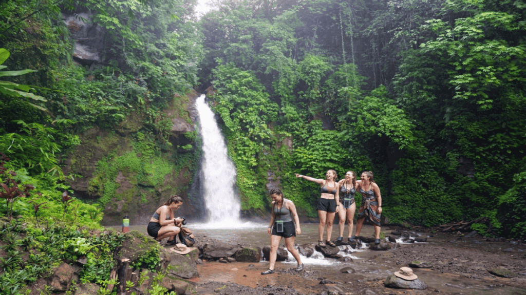 Air Terjun Batu Lantang: Surga Tersembunyi di Petang Bali yang Wajib Dikunjungi