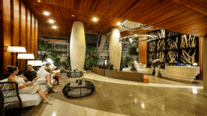 Bedrock Hotel Kuta Bali: Penginapan Modern nan Nyaman di Kuta