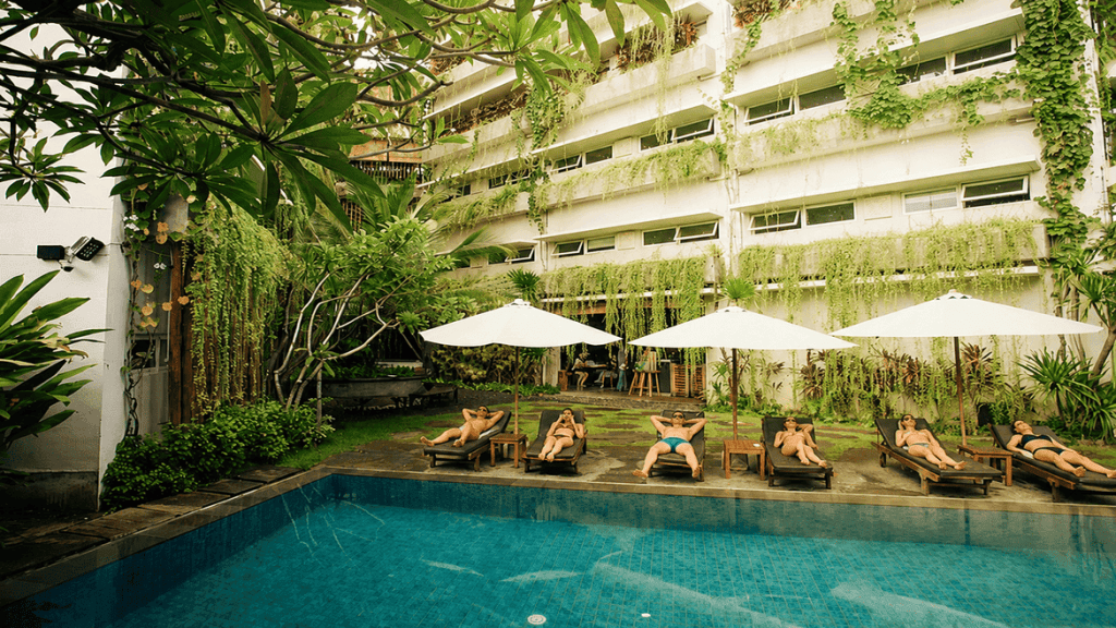 Grandmas Plus Hotel Airport Penginapan Nyaman dan Strategis Dekat Bandara Bali