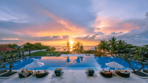 InterContinental Bali Resort: Istana Tropis di Tepi Pantai Jimbaran